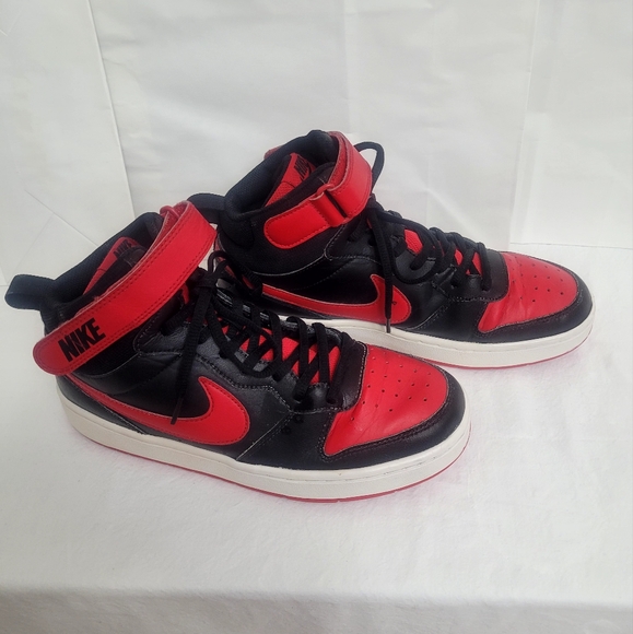 Nike Court Borough Mid Bred, Size 7Y - Picture 1 of 11